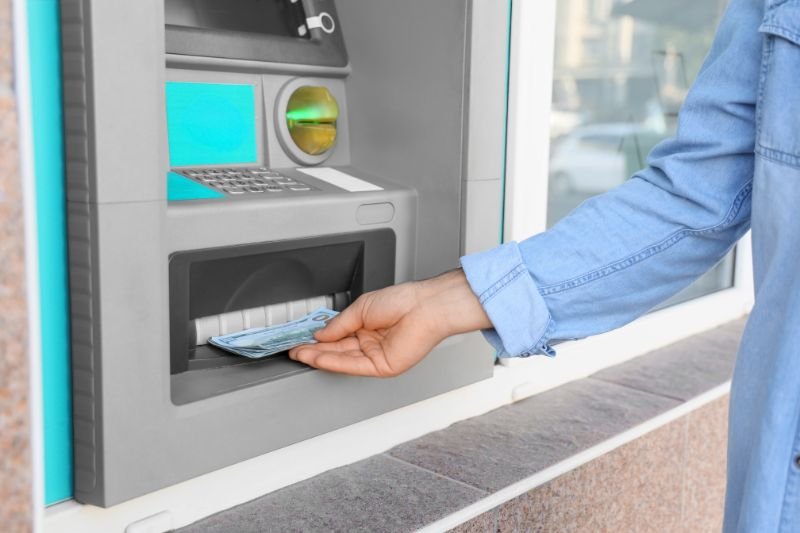 Ta ut penger i utlandet